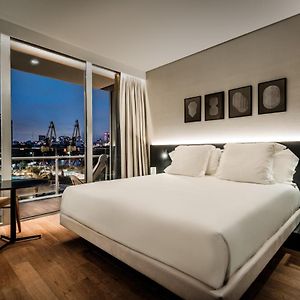 Habitación Superior con Cama King Adaptada para Discapacitados